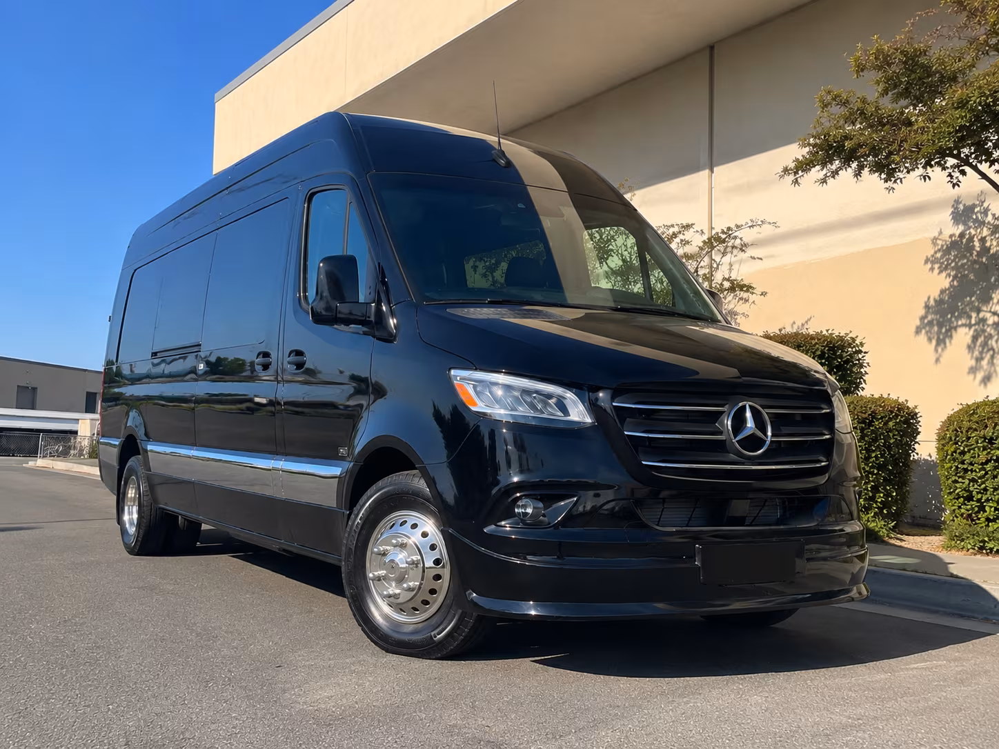 Gainesville Airport Shuttle & Transportation party bus exterior