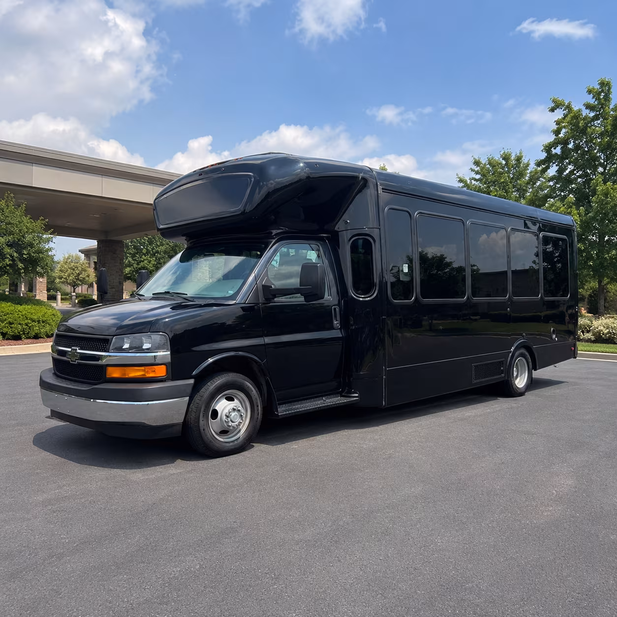Gainesville Birthday, Sweet 16, & Quinceañera Transportation party bus exterior
