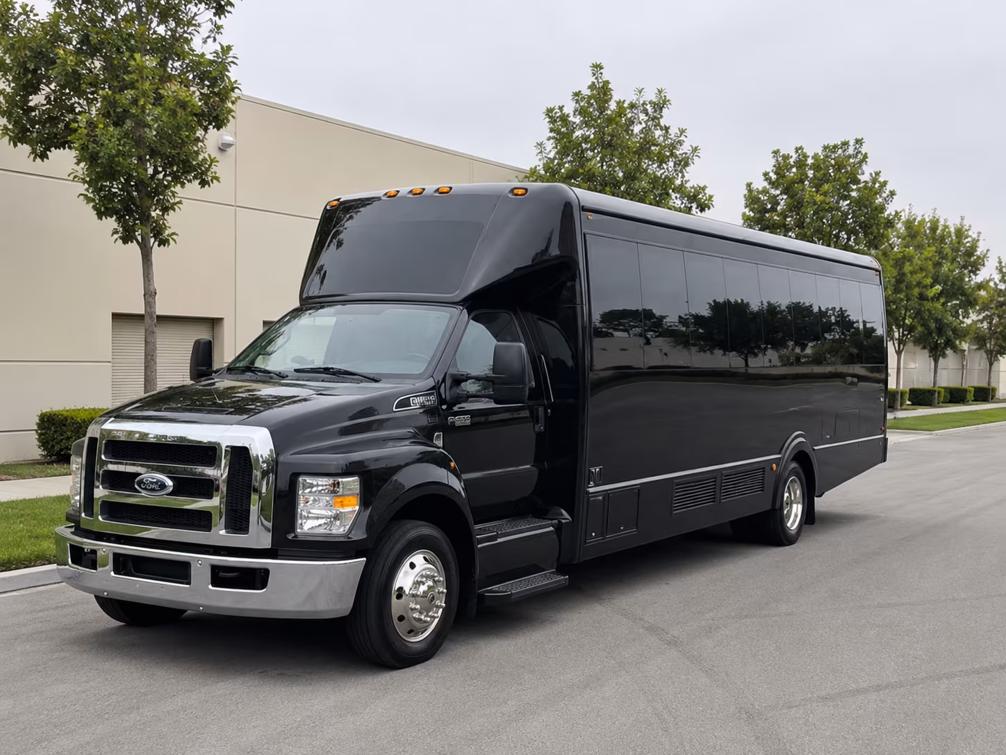 Gainesville Birthday, Sweet 16, & Quinceañera Transportation onboard seating
